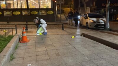 Park halindeki otomobile silahlı saldırı: 2 ölü, 2 yaralı