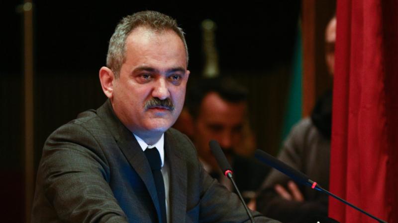 Bakan Özer’den Ramazan Bayramı mesajı