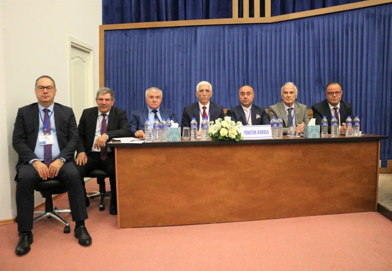 Marmarabirlik genel kurulu yapıldı Marmarabirlik genel kurulu yapıldı