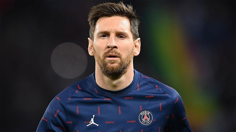 Messi 400 milyonluk teklifi reddetti! İşte nedeni Lionel Messi'nin PSG'deki sözleşmesi 2 ay sonra bitiyor. Fransız kulübü,