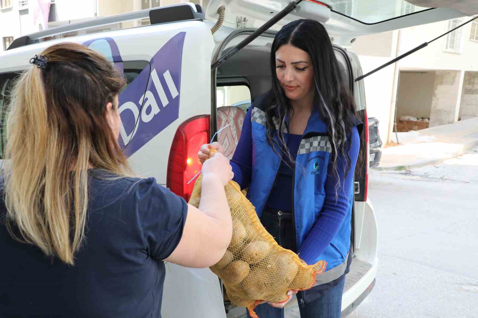 Mudanya Belediyesi’nden 30 ton patates