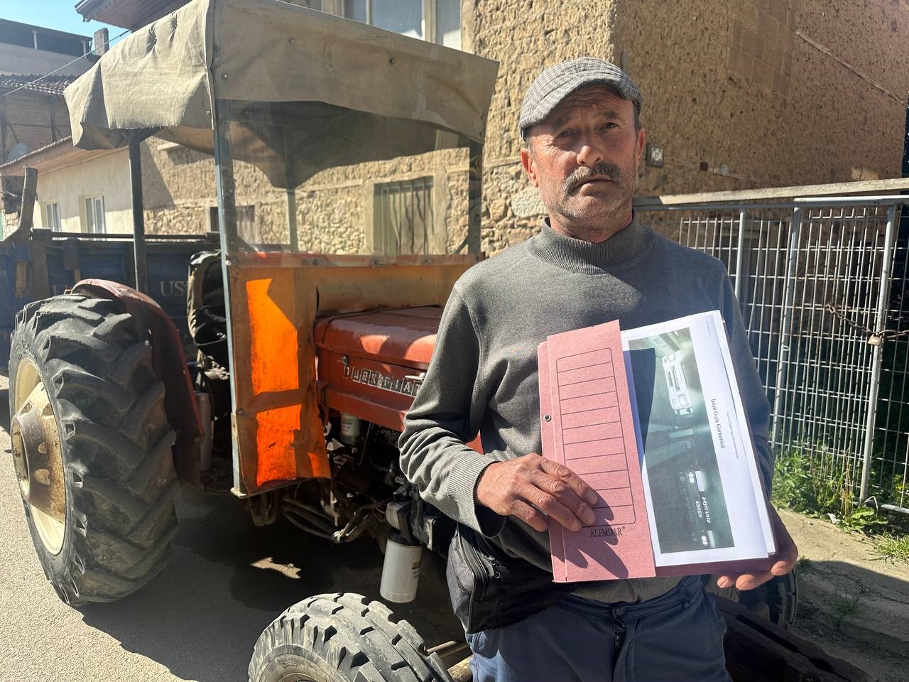 Bursa’da yaşıyor! İstanbul’u görmedi… Traktörüne 54 kez otoyol ve köprü cezası geldi Bursa’da yaşıyor! İstanbul’u görmedi… Traktörüne 54 kez otoyol ve köprü cezası geldi