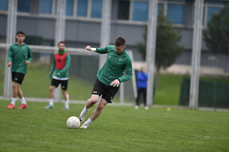 Bursaspor’da 24Erzincanspor maçı hazırlıkları sürüyor
