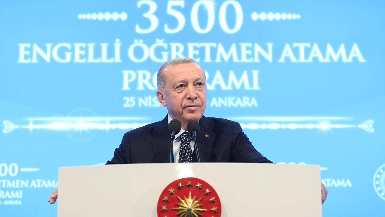 Cumhurbaşkanı Erdoğan: Son 10 yılda atanan engelli öğretmen sayısı 11 bin 500’ü buldu