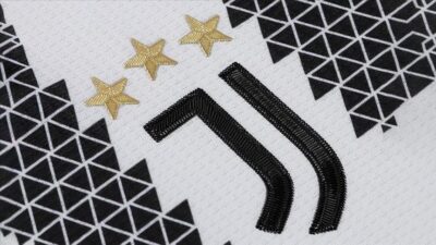 İtalya Birinci Futbol Ligi (Serie A) takımlarından Juventus'a mali usulsüzlük