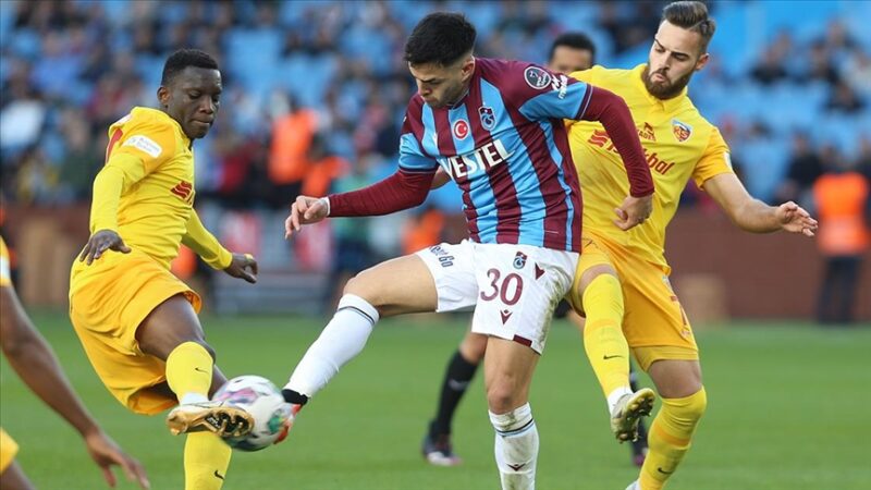 Spor Toto Süper Lig'in 27. haftasında Yukatel Kayserispor, Trabzonspor'u deplasmanda