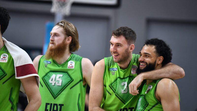 Bursa ekibinden İzmir’de kritik galibiyet! Play-off neden olmasın? TOFAŞ Basketbol Takımı, Türkiye Sigorta Basketbol Süper Ligi 27. haftasında