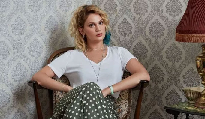 Farah Zeynep Abdullah’tan şaşırtan hamle! Yeni Bihter olmuştu şimdi de…
