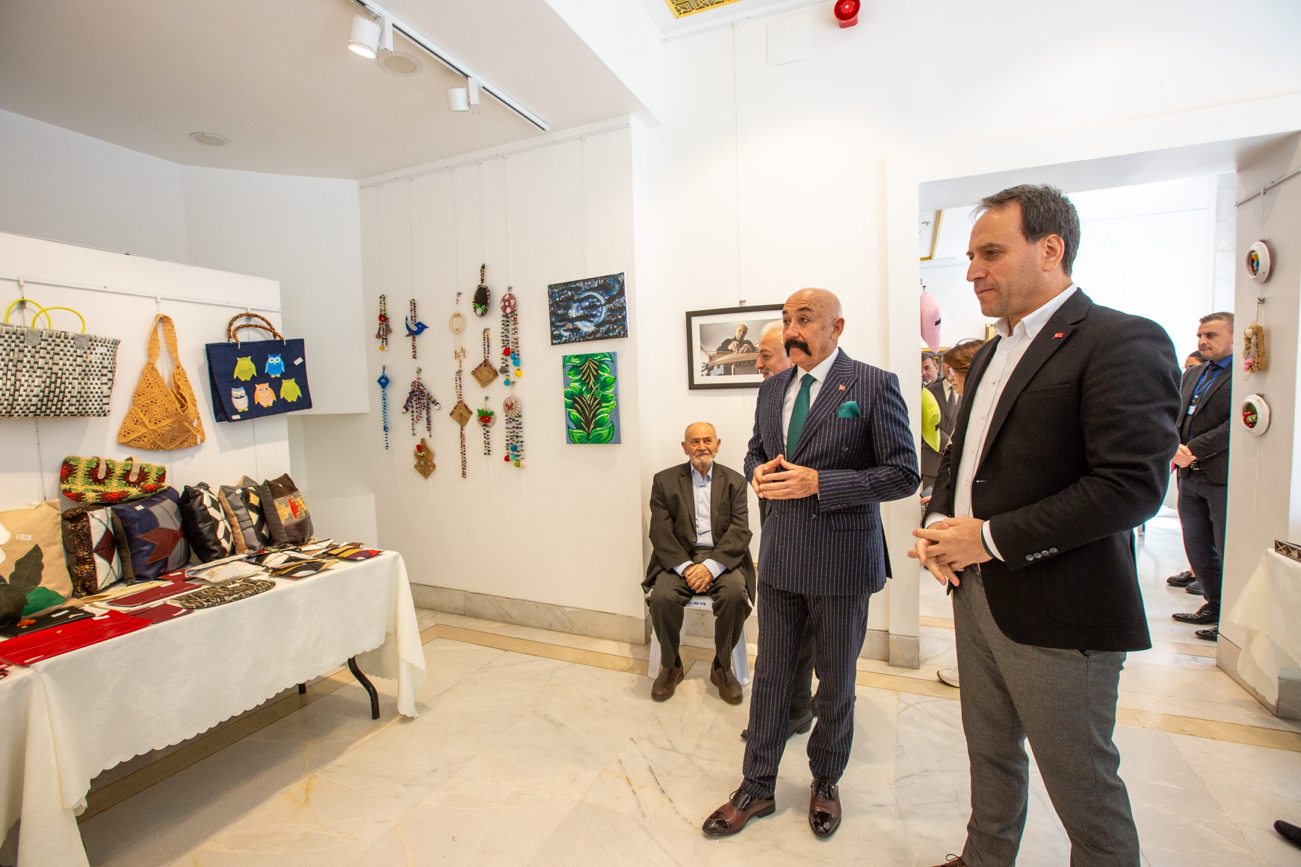 Bursa'da öpülesi ellerden muhteşem sergi 5 32854 MTY0NTI1MW 6 scaled