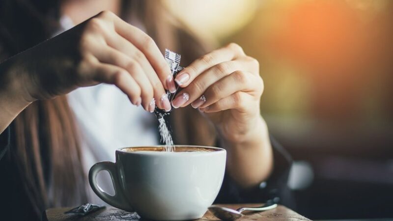 DSÖ’den şekersiz tatlandırıcıların kullanılmaması tavsiyesi Dünya Sağlık Örgütü (DSÖ), vücut ağırlığının kontrolü için şekersiz tatlandırıcıların