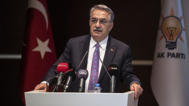 AK Partili Hayati Yazıcı’dan “Anayasa değişikliği” mesajı AK Partili Hayati Yazıcı "Meclis'te A'dan Z'ye kadar yazmak suretiyle,