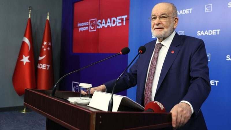 Temel Karamollaoğlu’ndan “Meclis grubu” açıklaması Saadet Partisi lideri Temel Karamollaoğlu, Meclis'te grup kurulması hakkında, "Meclis'te