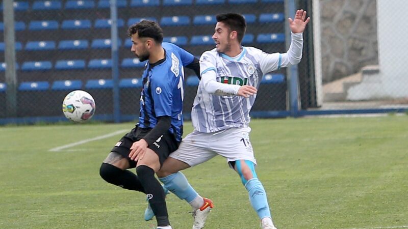 2.Lig’deki Bursa takımından gol yağmuru! Play-Off için umut var mı? TFF 2. Lig Kırmızı Grup'ta geçen hafta kaybettiği Kocaelispor maçıyla