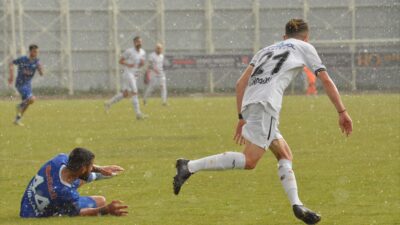 3.Lig’deki Bursa ekibinden lidere çelme!