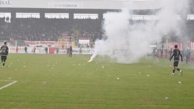 Bursaspor’un grubunda neler oluyor! O maç seyircisiz mi oynanacak?