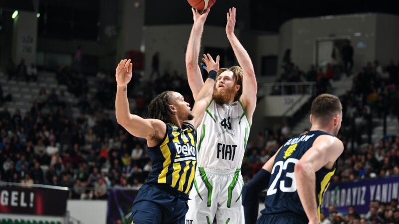 TOFAŞ’ın rakibi Fenerbahçe! İstanbul’daki maç saat kaçta hangi kanalda? Mavi yeşilliler İstanbul'da bu akşam saat 20.30'da oynanacak play-off ilk