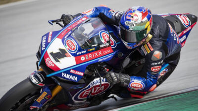 Toprak Razgatlıoğlu, ilk yarışta ikinci oldu