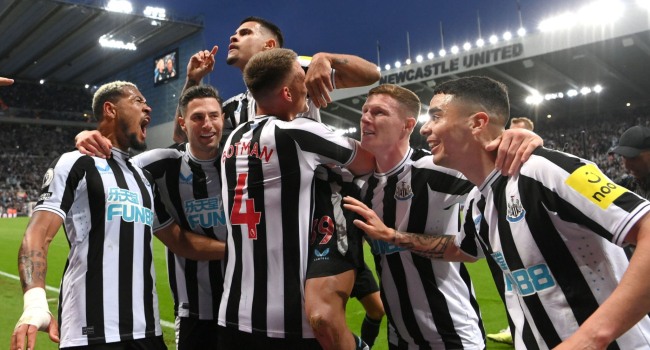 Newcastle United 21 yıl sonra Devler Ligi’nde