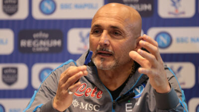 Napoli’de beklenmedik ayrılık