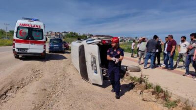 Bursa’da minibüs virajda takla attı! Yaralılar var