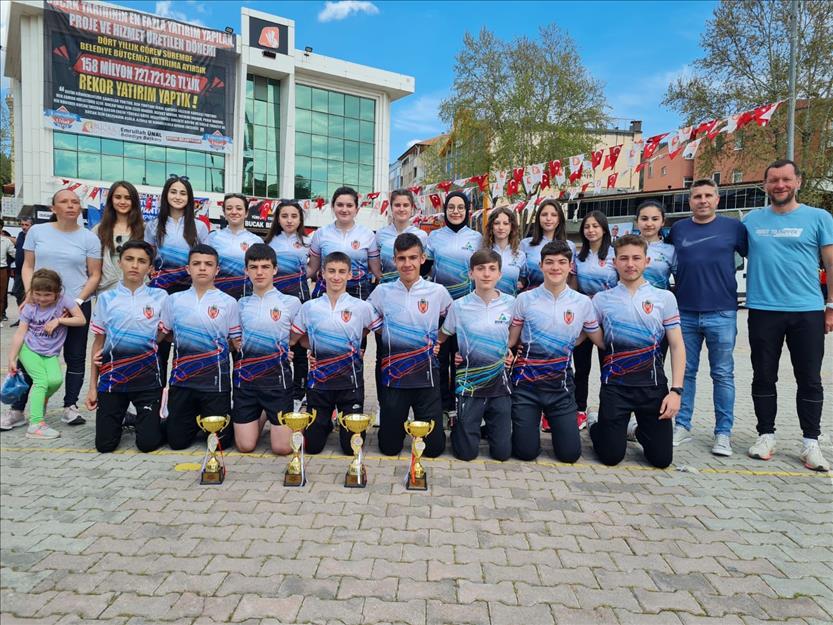 İnegöl Belediyespor’dan Milli Takım’a 4 sporcu İnegöl Belediyespor’dan Milli Takım’a 4 sporcu