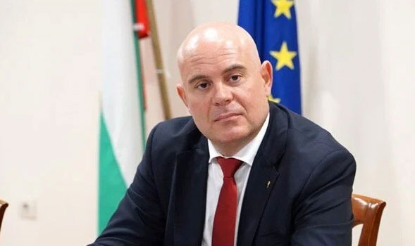 Bulgaristan Cumhuriyet Başsavcısı Geşev ve ailesine bombalı suikast girişimi