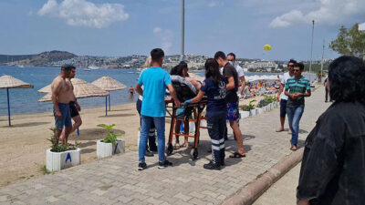 Boğulma tehlikesi geçiren 20 yaşındaki Kaan’ı, çevredekiler kurtardı