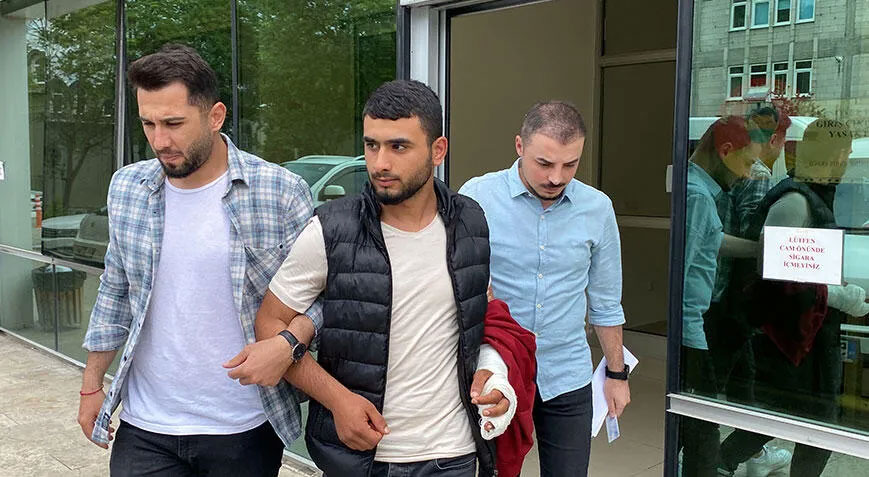 Annesine mesaj atanı vuran geç tutuklandı