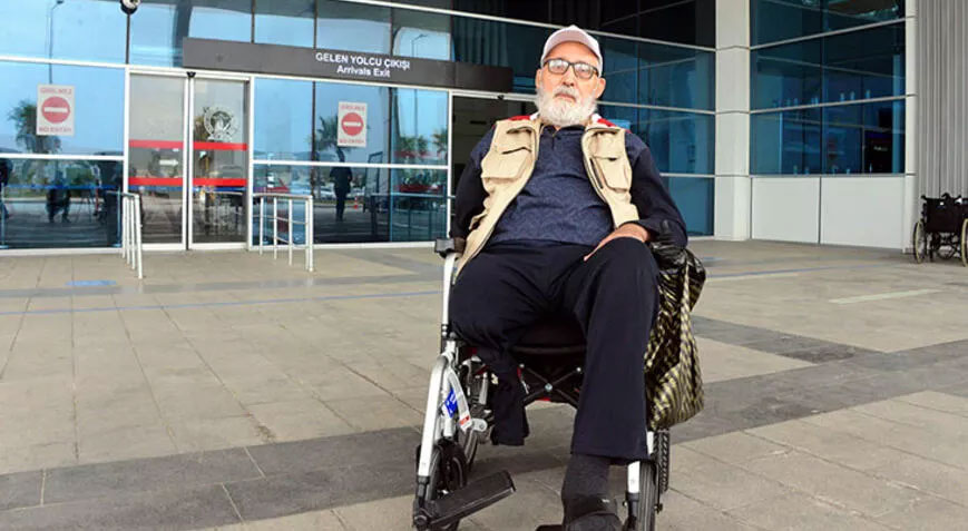 Bacağı ve kolunu kaybeden depremzede, oy kullanmak için tedavisine ara verdi