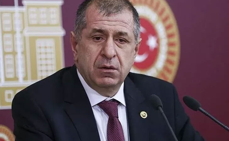 Oğan’ın kararından sonra gözler Ümit Özdağ’a çevrildi! Açıklamanın saati değişti Türkiye, 28 Mayıs'ta seçimlerim ikinci turuna gidiyor. ATA İttifakı Cumhurbaşkanı