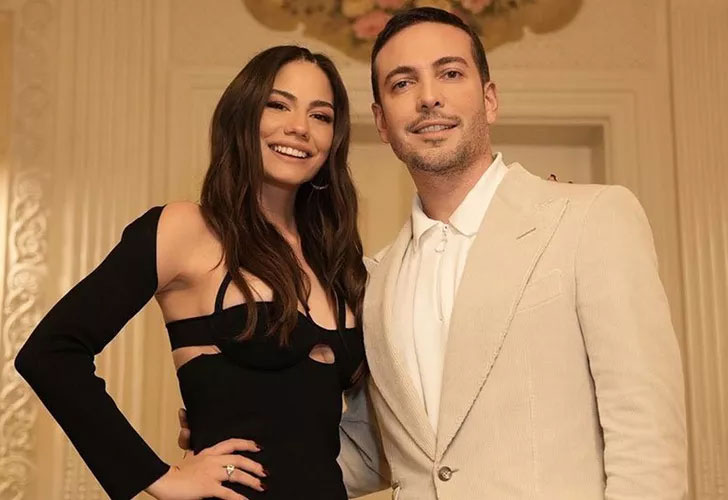 Demet Özdemir Oğuzhan Koç’un evinden ne aldı? “Eski kocası arayıp çağırdı gerginlik yaşandı” Demet Özdemir Oğuzhan Koç’un evinden ne aldı? “Eski kocası arayıp çağırdı gerginlik yaşandı”