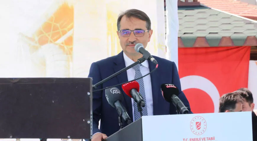 Bakan Dönmez: Terörden temizlediğimiz topraklardan bereket fışkırıyor Bakan Dönmez: Terörden temizlediğimiz topraklardan bereket fışkırıyor