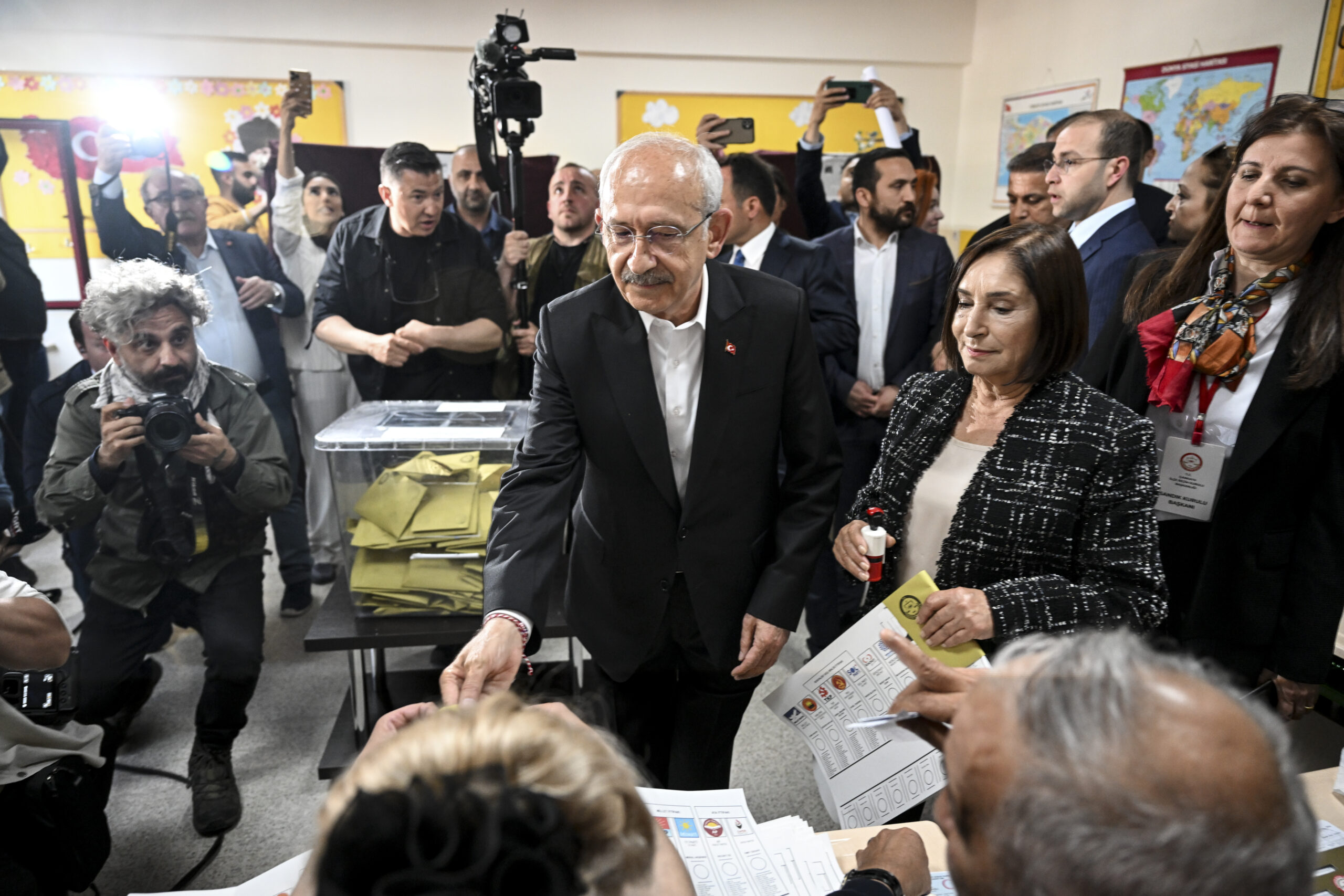 Kılıçdaroğlu’ndan ilk mesaj: ‘Sandıkların başından asla ayrılmayın’