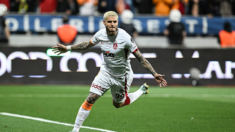Galatasaray, Icardi ile şampiyonluğa koşuyor Spor Toto Süper Lig'in 34. haftasında İstanbulspor karşısında aldığı galibiyetle
