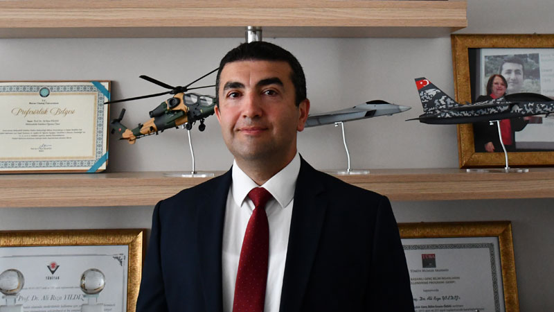 BUÜ’lü akademisyen dünyanın en etkili bilim insanları listesinde