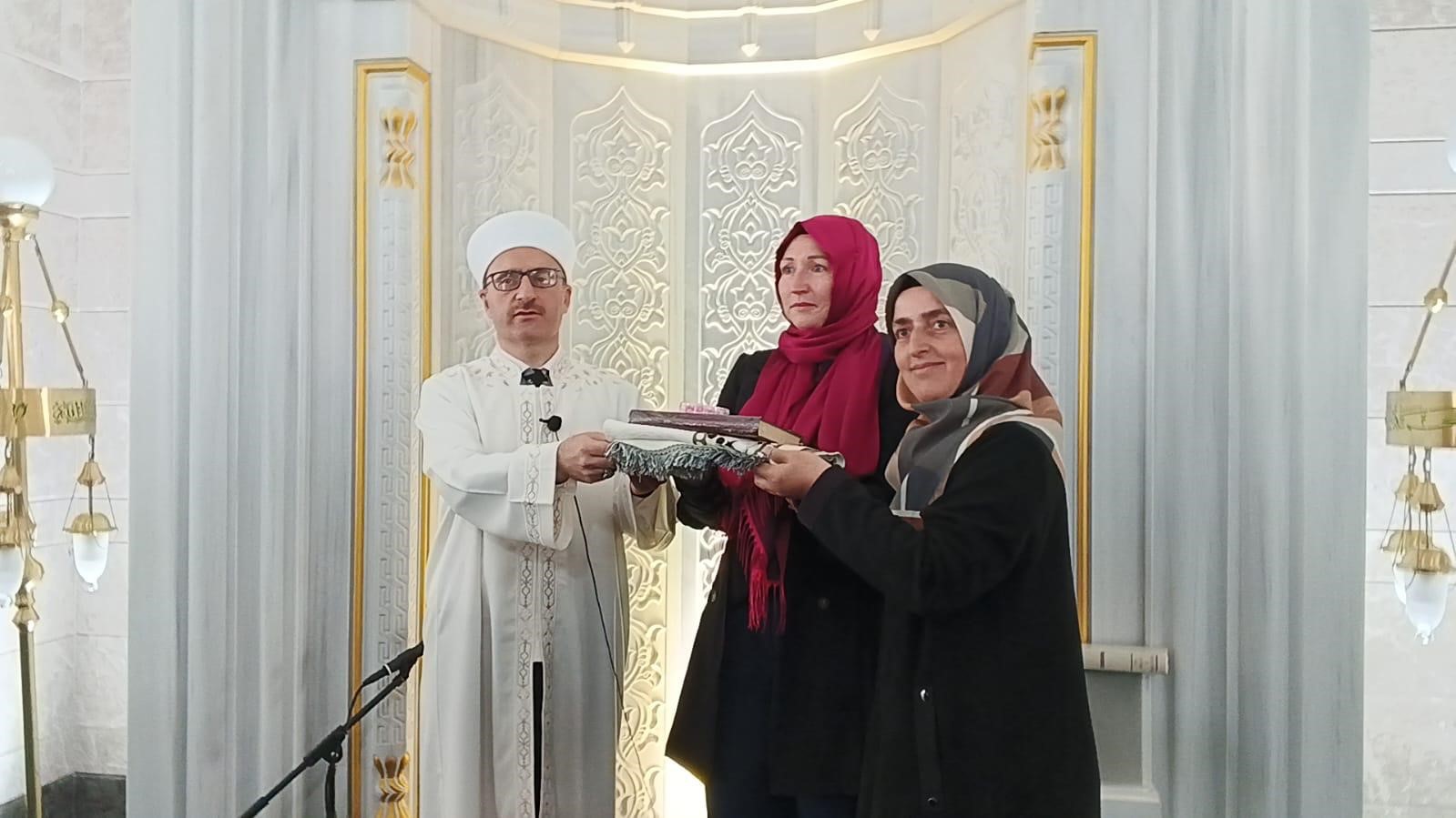 Fransız Oğilli, Bursa’da müslüman oldu Meryem adını aldı