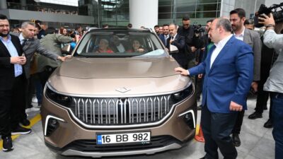 Hatice Kübra, Togg ile bir tur istedi, Bakan Varank anahtarı verdi