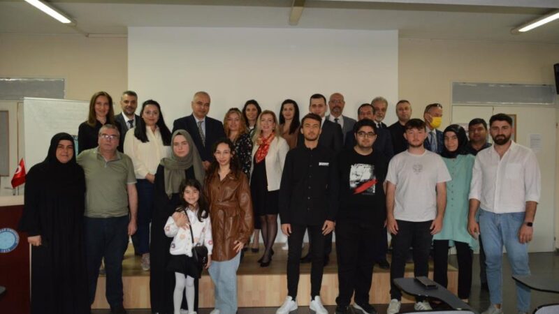 Bursa Uludağ Üniversitesi (BUÜ) Karacabey Meslek Yüksekokulu 7. Öğrenci Kongresi