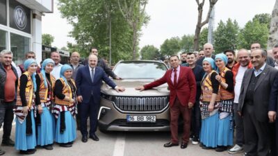 Togg Bursa’daki oto galericilerden tam not aldı