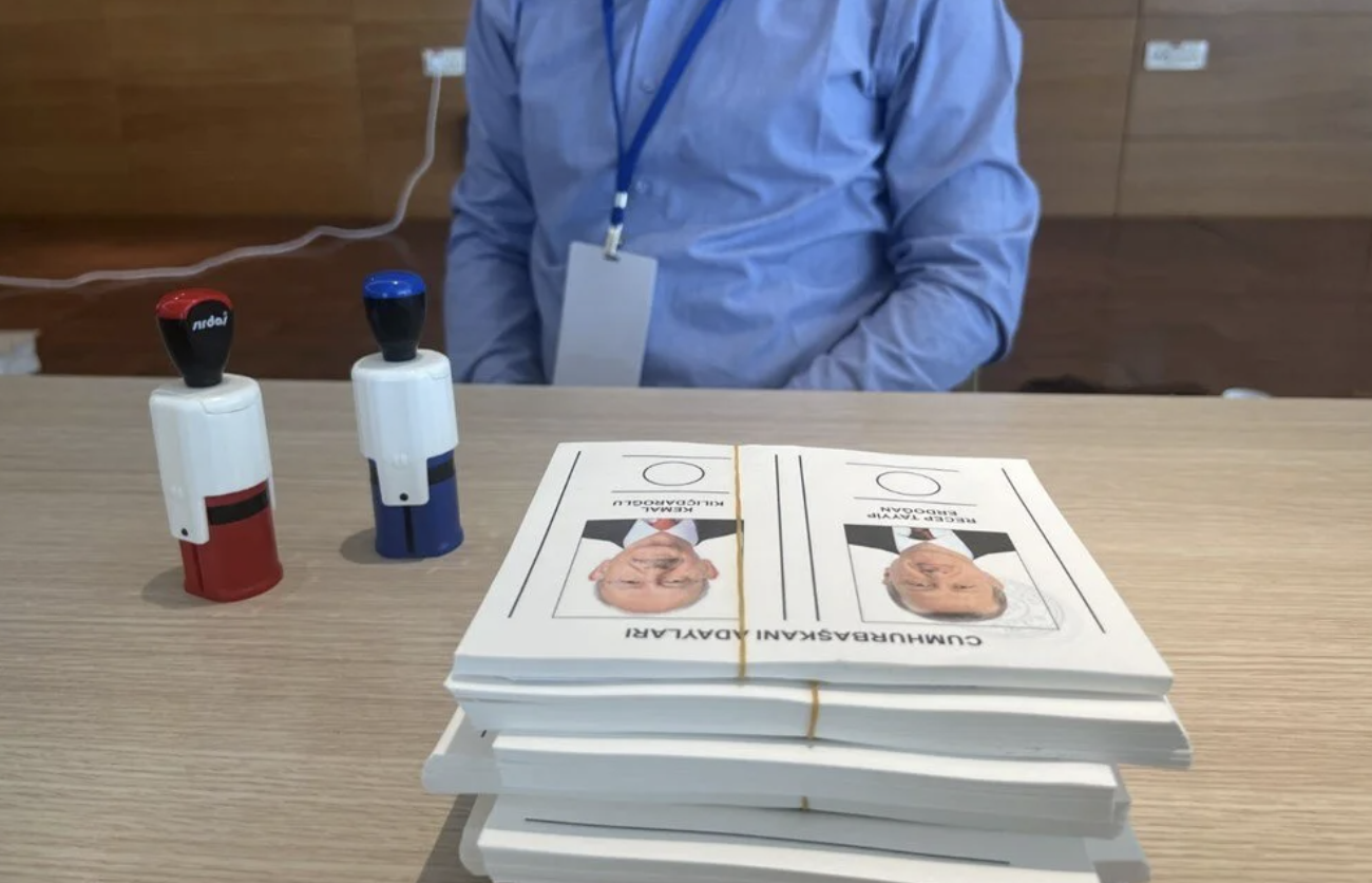 Yurt dışı sandıkları kapandı! Kaç kişi oy kullandı?