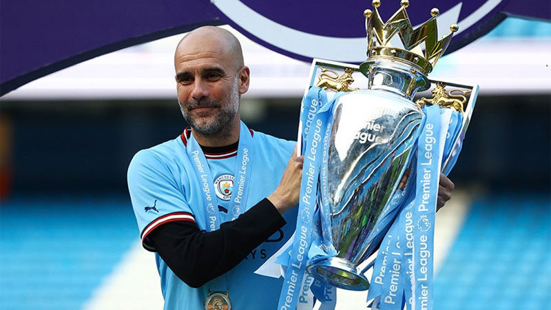 Guardiola’dan açıklama: Takımdan ayrılacak mı? Manchester City Teknik Direktörü Pep Guardiola, sezonu 3 kupayla tamamlamaları