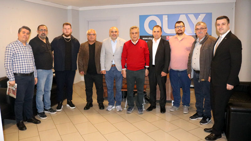 Almanya’daki Türk gazetecilerden Olay’a ziyaret Almanya’daki Türk gazetecilerden Olay’a ziyaret
