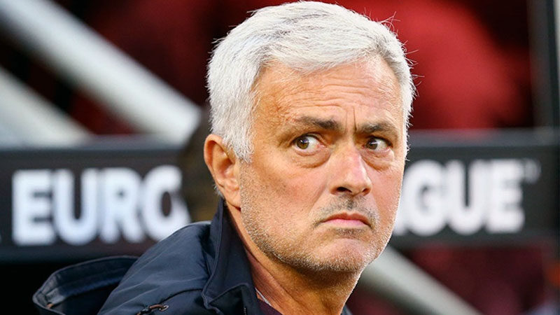 Jose Mourinho, sportif direktörüyle atıştı Roma teknik direktörü Jose Mourinho, kulübün sportif direktörü Tiago Pinto'nun