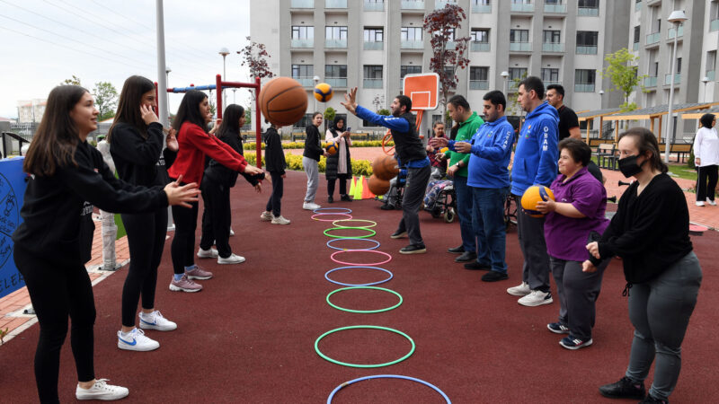Osmangazi Belediyesi, 10-16 Mayıs Engelliler Farkındalık Haftası kapsamında Osmangazi Engelli