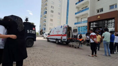 Apartman görevlisi, uyuyan eşini öldürüp, intihara kalkıştı