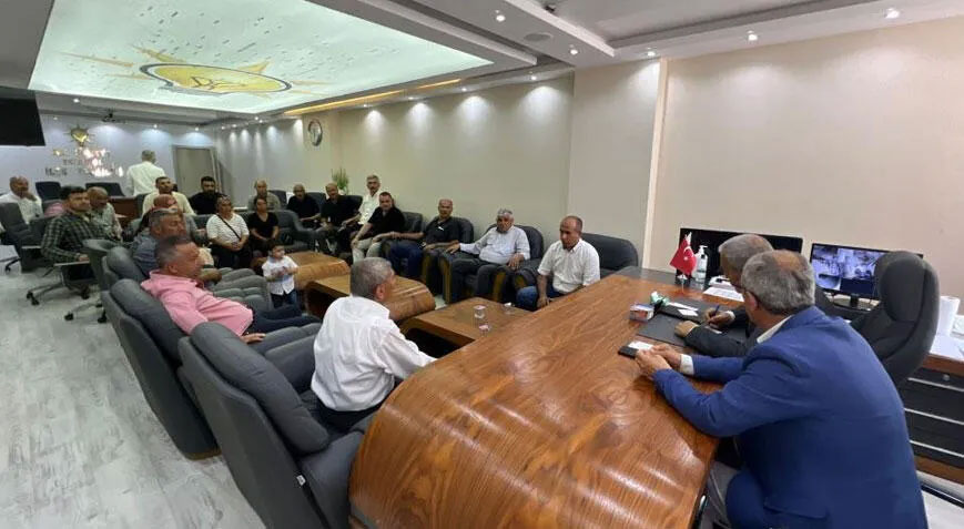 Memleket Partisi’nden 300 kişi AK Parti’ye geçti