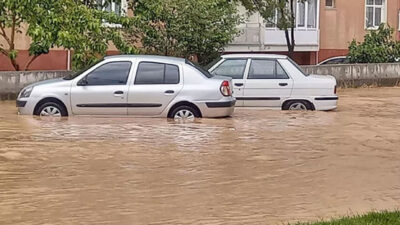 Edirne ve Çorlu’da kuvvetli yağmur