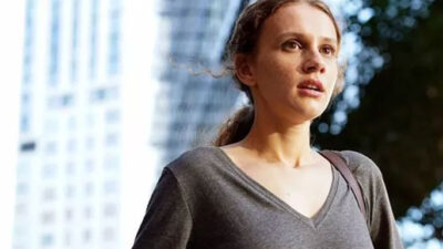 Ülkeyi terk edeceğini yazmıştı! Mesaj yağınca açıklama yaptı