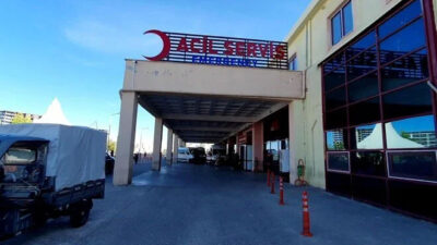 Okulda deney sırasında patlama