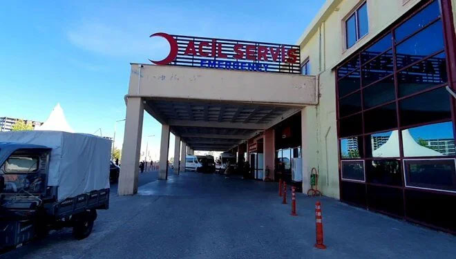 Okulda deney sırasında patlama